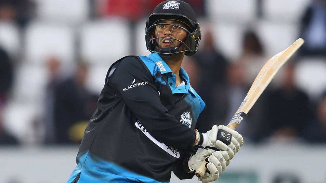 Brett D'Oliveira swings into the leg side, Northamptonshire v Worcestershire, NatWest T20 Blast, North Group, Wantage Road, June 3, 2016