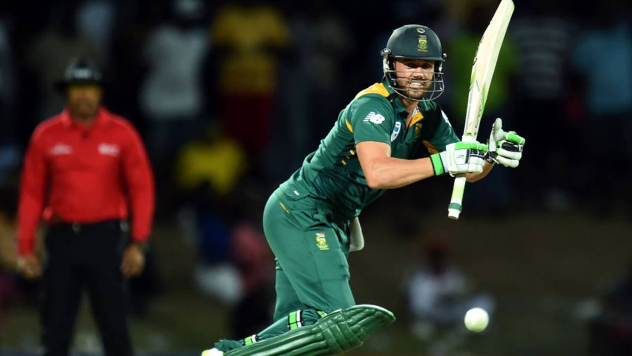 AB de Villiers lays into a drive through the off side, Australia v South Africa, 4th match, ODI tri-series, St Kitts