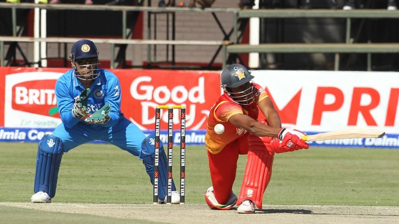 Vusi Sibanda attempts a sweep, Zimbabwe v India, Harare, June 15, 2016