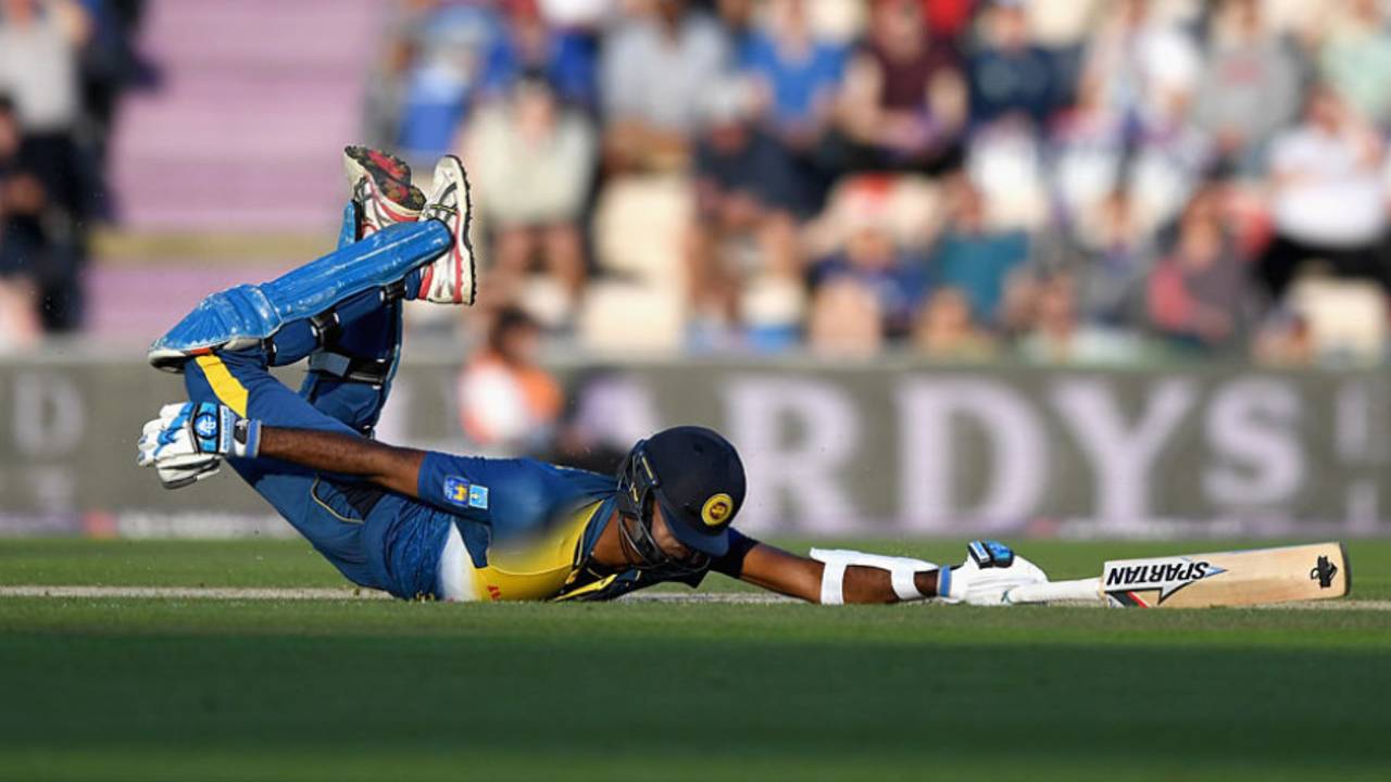 Farveez Maharoof dives to make his ground, England v Sri Lanka, only T20I, Southampton, July 5, 2016