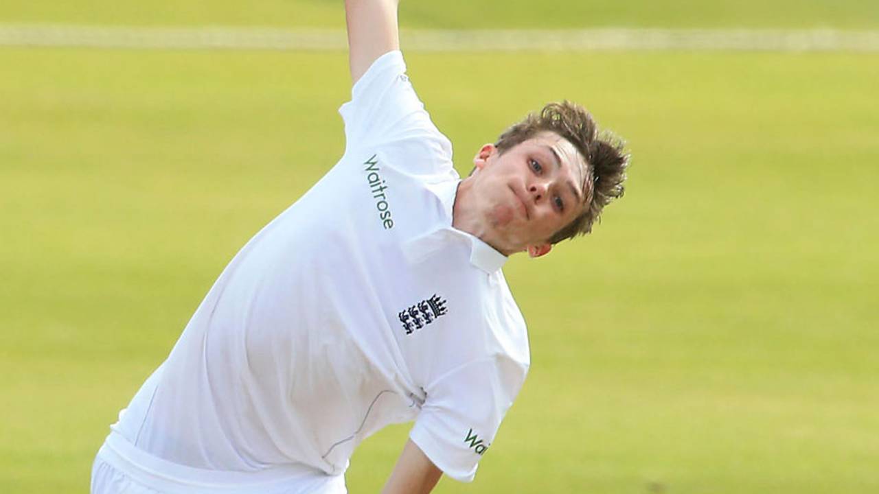 Josh Coughlin in delivery stride, England U-19s v Sri Lanka U-19s, 1st Youth Test, Cambridge, 2nd day, July 27, 2016
