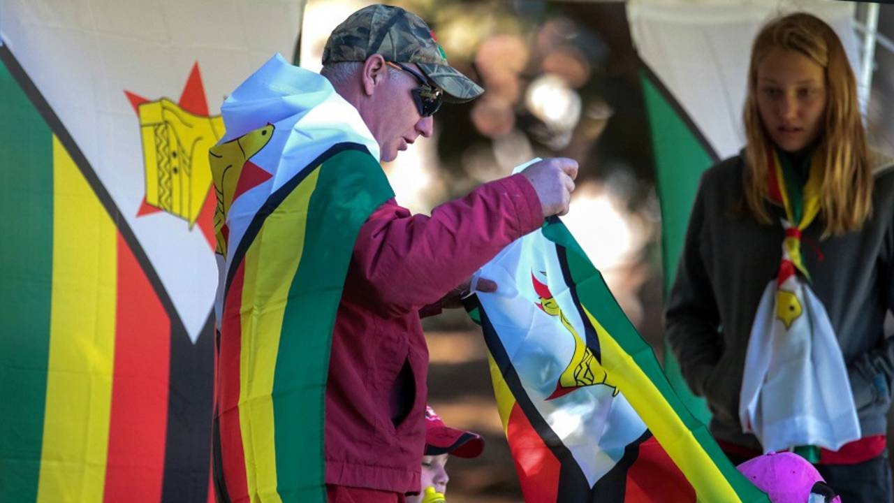 Zimbabwe's fans did not have much to cheer about in the morning session, Zimbabwe v New Zealand, 2nd Test, Bulawayo, 1st day, August 6, 2016