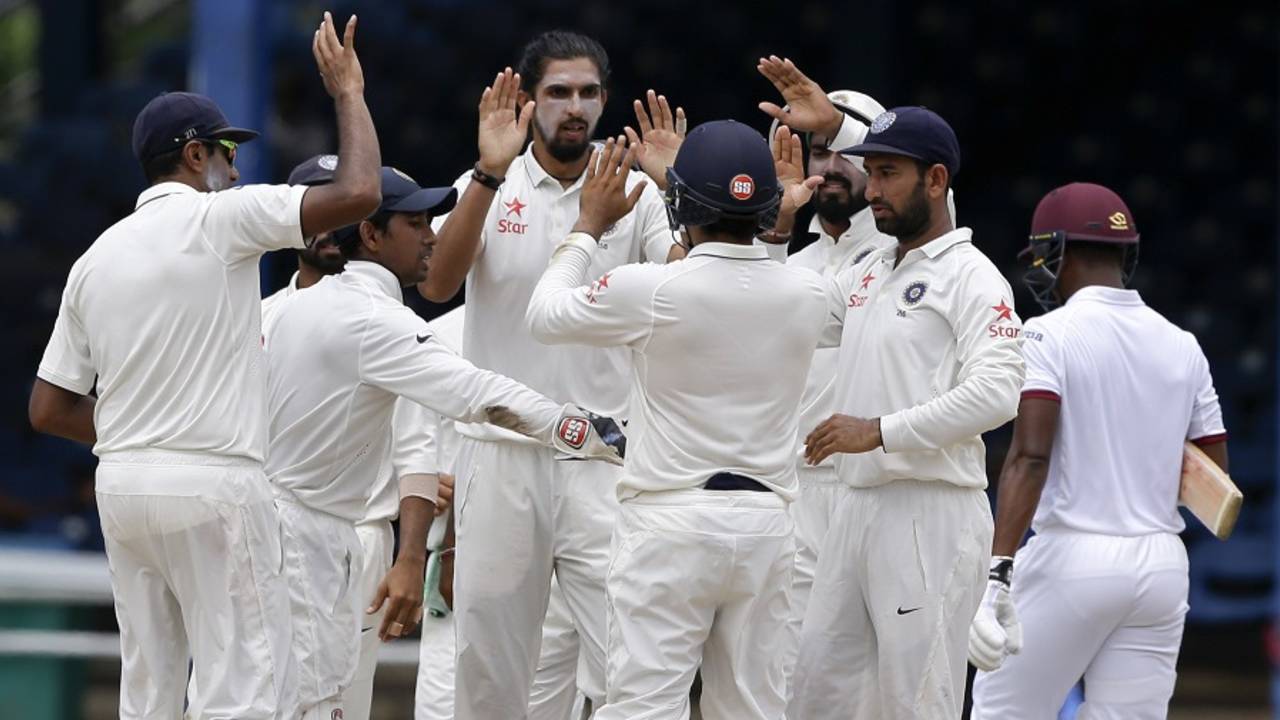 Ishant Sharma celebrates with team-mates after dismissing Leon Johnson early, West Indies v India, 4th Test, Port of Spain, 1st day, August 18, 2016