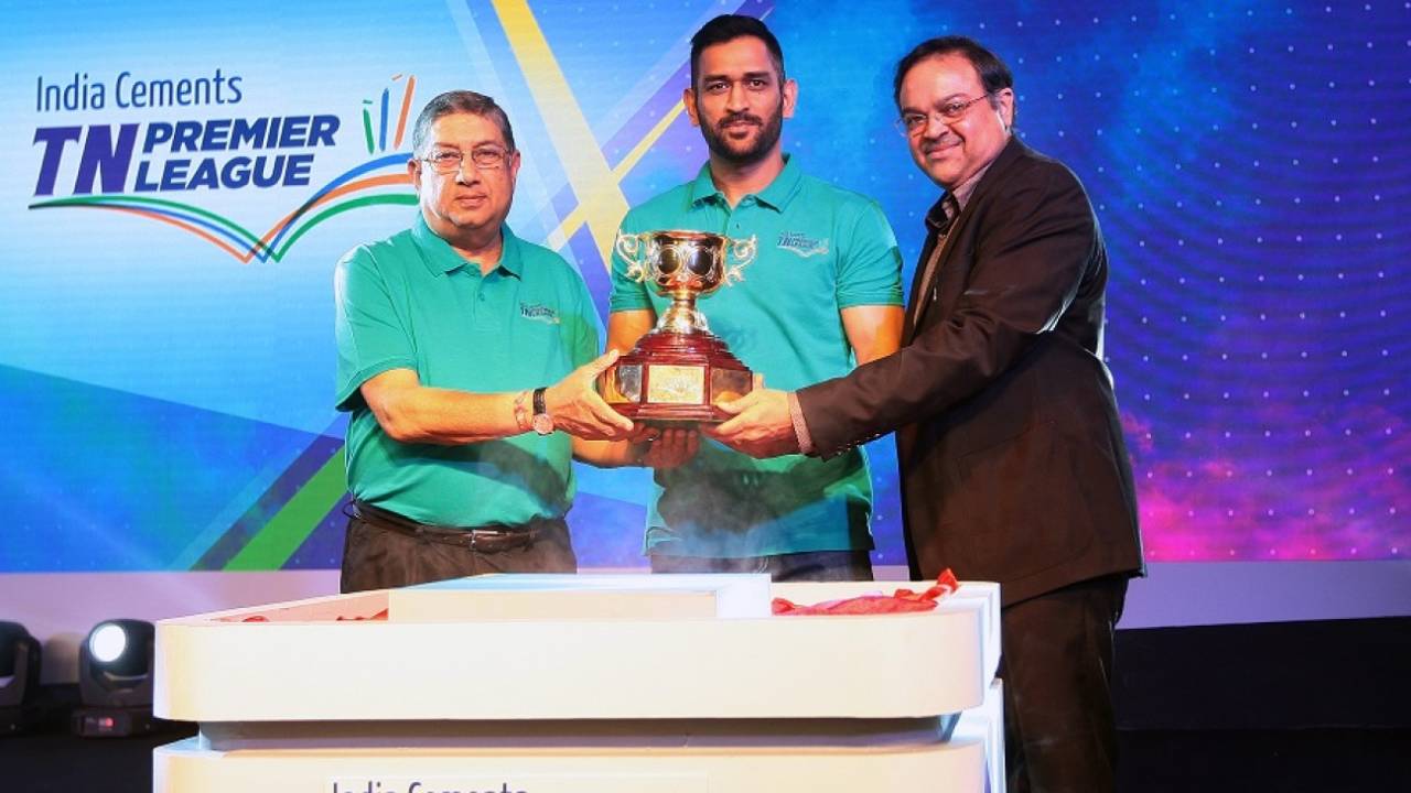 N Srinivasan, MS Dhoni and TNPL chairman PS Raman unveil the tournament trophy&nbsp;&nbsp;&bull;&nbsp;&nbsp;TNPL