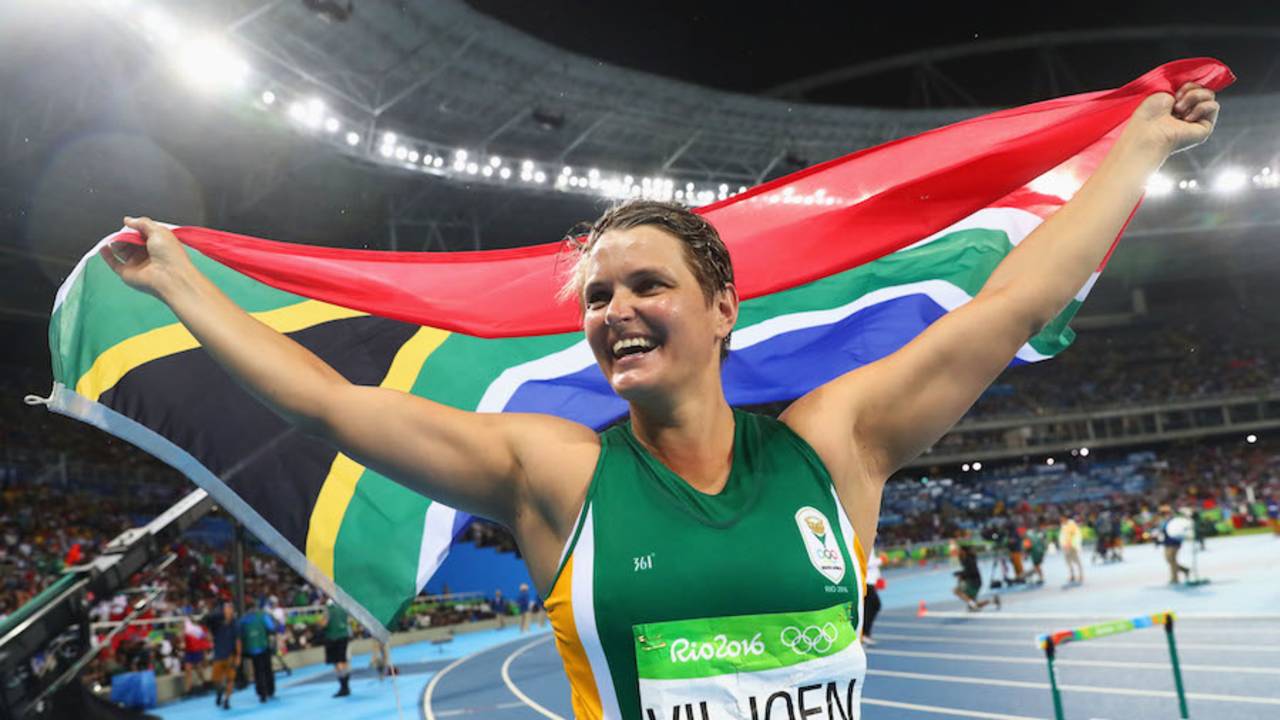 Sunette Viljoen celebrates winning the silver medal in the women's javelin final at the Rio Olympics, Rio de Janeiro, August 18, 2016