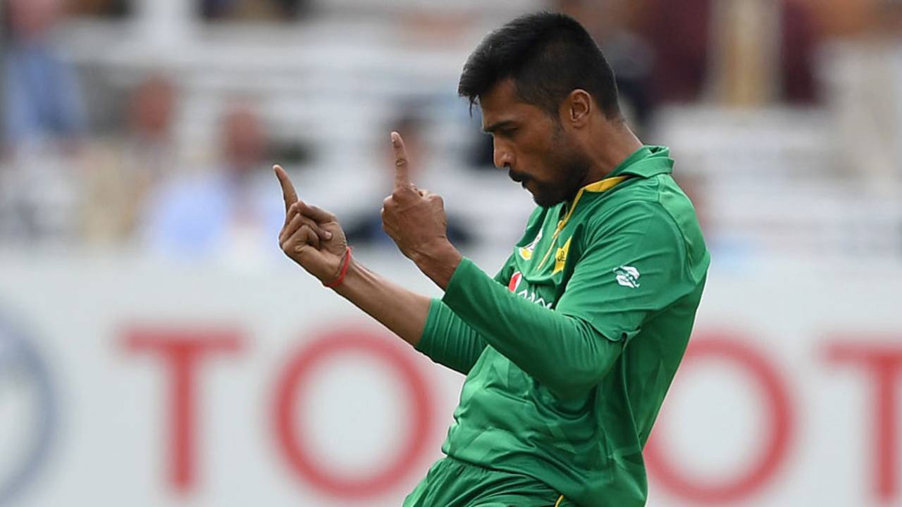Mohammad Amir has taken only two wickets during Pakistan's three league games in the Champions Trophy&nbsp;&nbsp;&bull;&nbsp;&nbsp;Getty Images