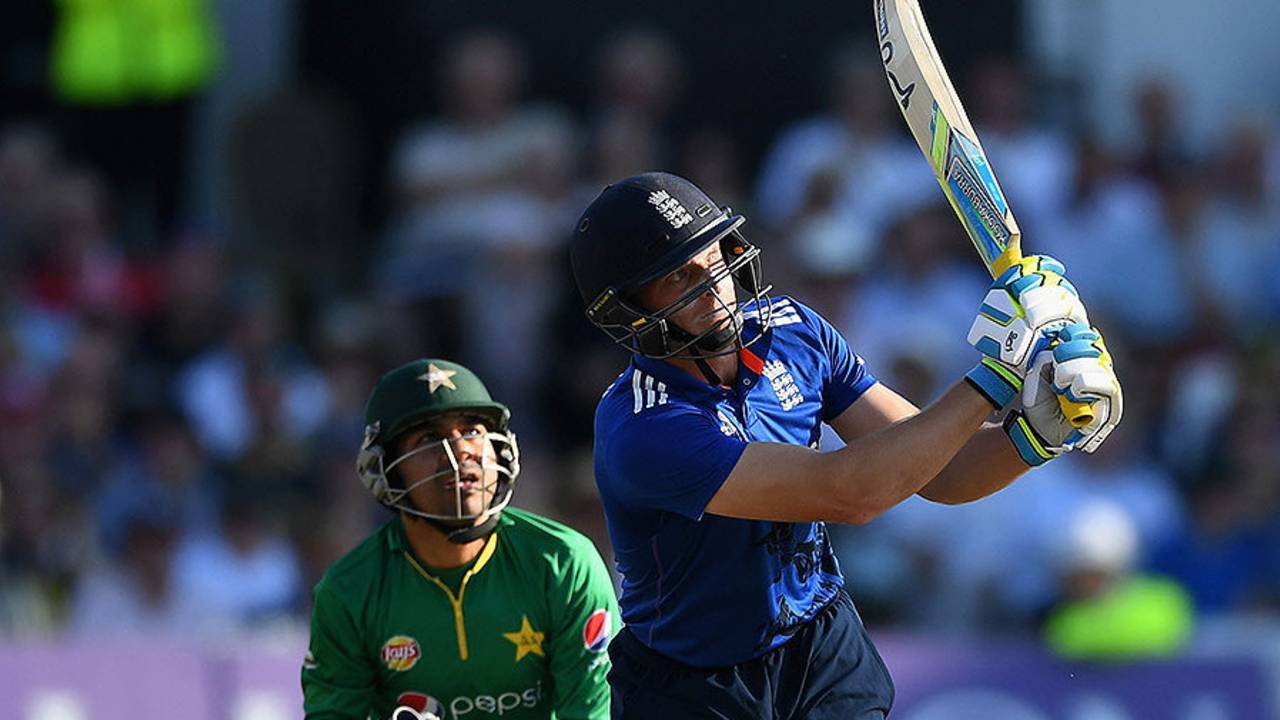 Jos Buttler cracked six sixes in reaching his half-century, England v Pakistan, 3rd ODI, Trent Bridge, August 30, 2016