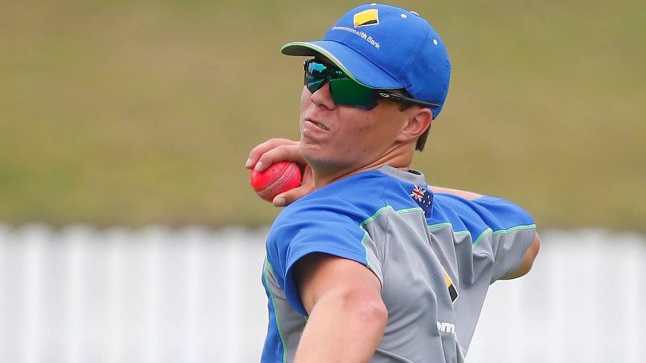 Mitchell Swepson takes part in a training drill, Brisbane, September 6, 2016