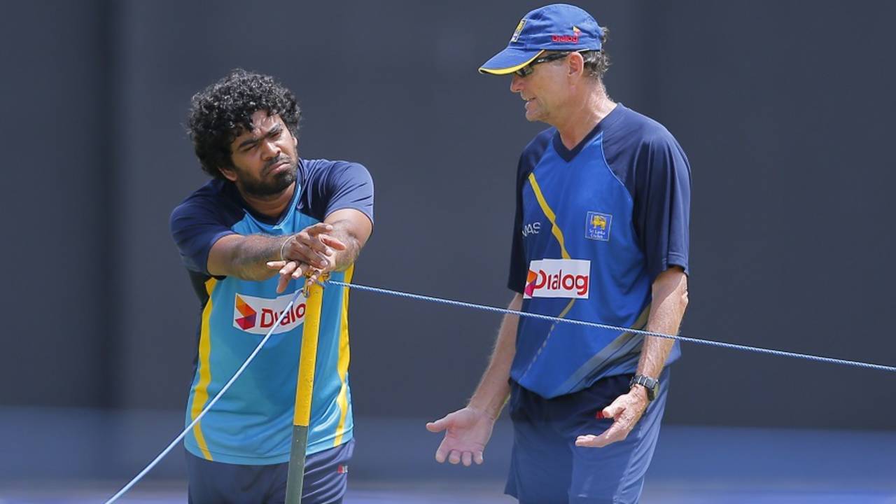 Lasith Malinga has a chat with Graham Ford, Colombo, September 8, 2016