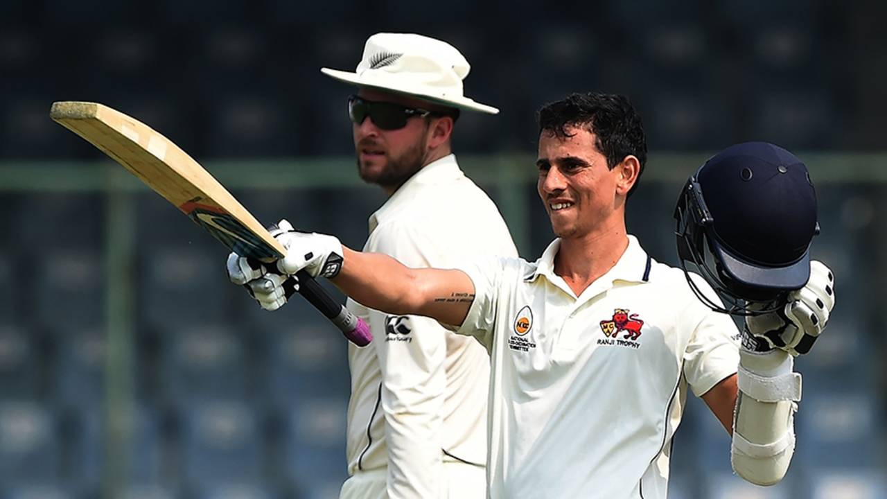 Siddhesh Lad brought up his century on the third morning, Mumbai v New Zealanders, tour match, 3rd day, Delhi, September 18, 2016