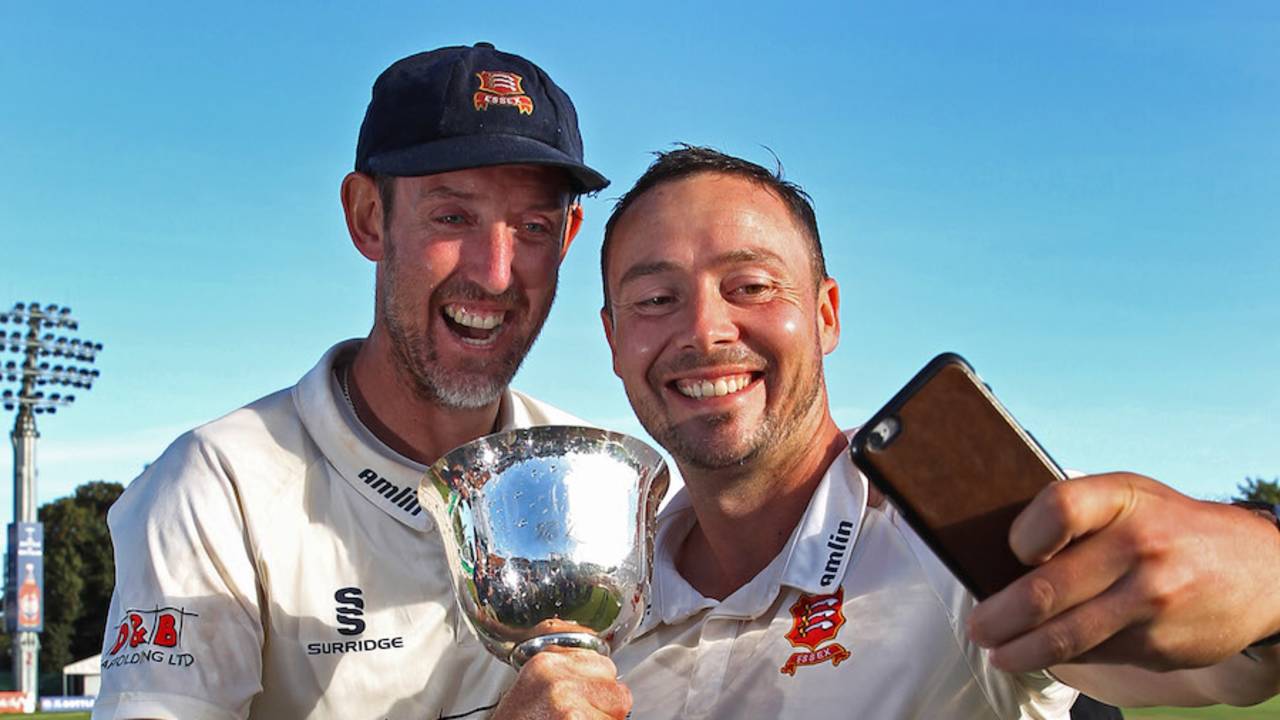 Time for a selfie: Graham Napier, David Masters and the Division Two trophy
