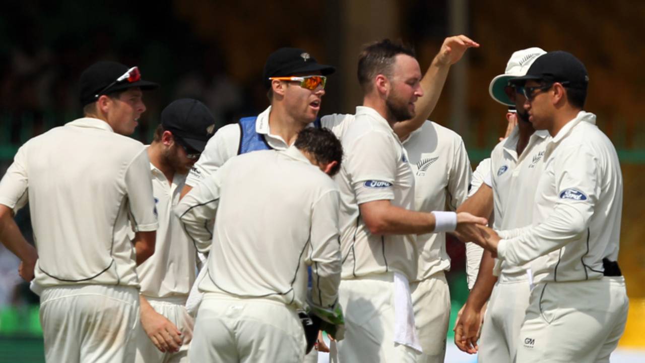 Mark Craig is congratulated after dismissing Virat Kohli, India v New Zealand, 1st Test, Kanpur, 4th day, September 25, 2016