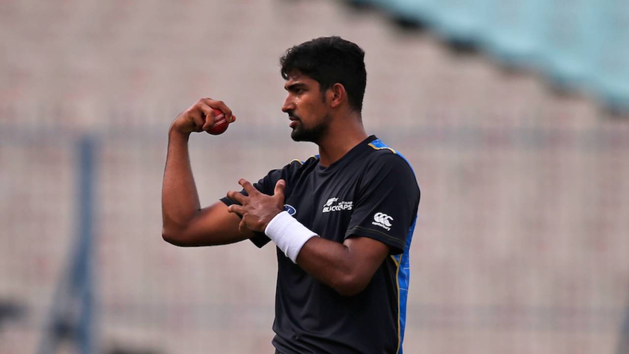 Ish Sodhi prepares to bowl in the nets, Kolkata, September 29, 2016