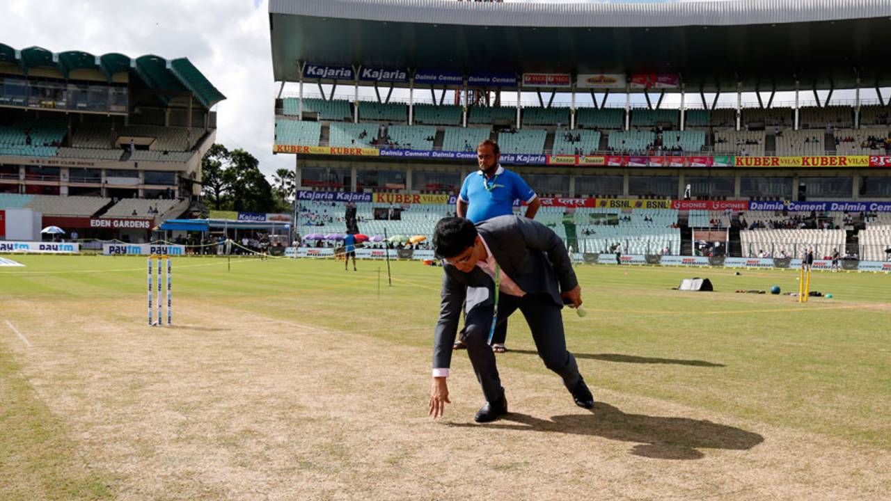 Sourav Ganguly inspects the Eden Gardens' pitch, India v New Zealand, 2nd Test, Kolkata, 1st day, September 30, 2016