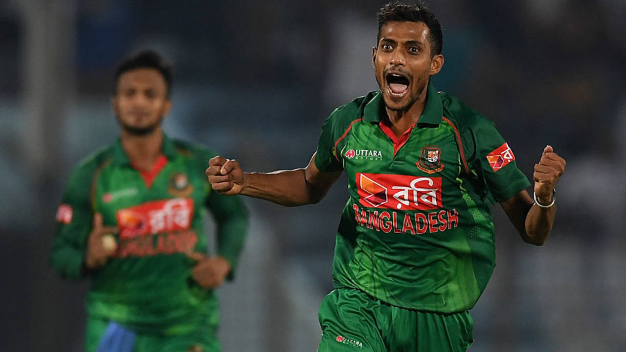 Shafiul Islam gave Bangladesh hope with two wickets but the quick bowlers could not strike the decisive blow&nbsp;&nbsp;&bull;&nbsp;&nbsp;Getty Images