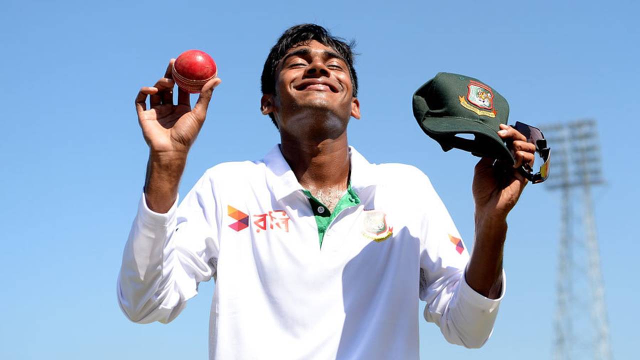 Mehedi Hasan holds up the match ball after his debut figures of 6 for 80, Bangladesh v England, 1st Test, Chittagong, 2nd day, October 21, 2016
