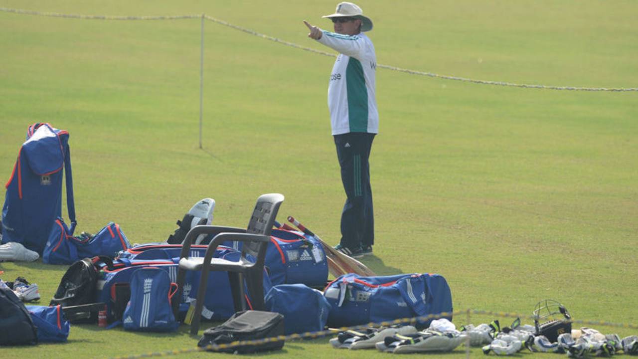 Trevor Bayliss conducts England practice in Mumbai before England head to Rajkot to prepare for the first Test, November 5, 2016