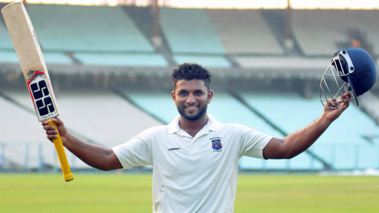 Naushad Shaikh celebrates after his century, Maharashtra v Vidarbha, Ranji Trophy 2016-17, Group B, Kolkata, 1st day, November 13, 2016