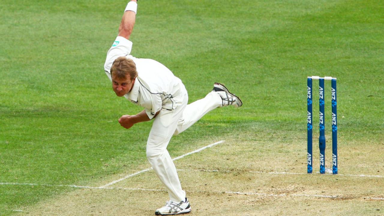 Neil Wagner bowls, New Zealand v West Indies, 2nd Test, Wellington, 2nd day, December 12, 2013