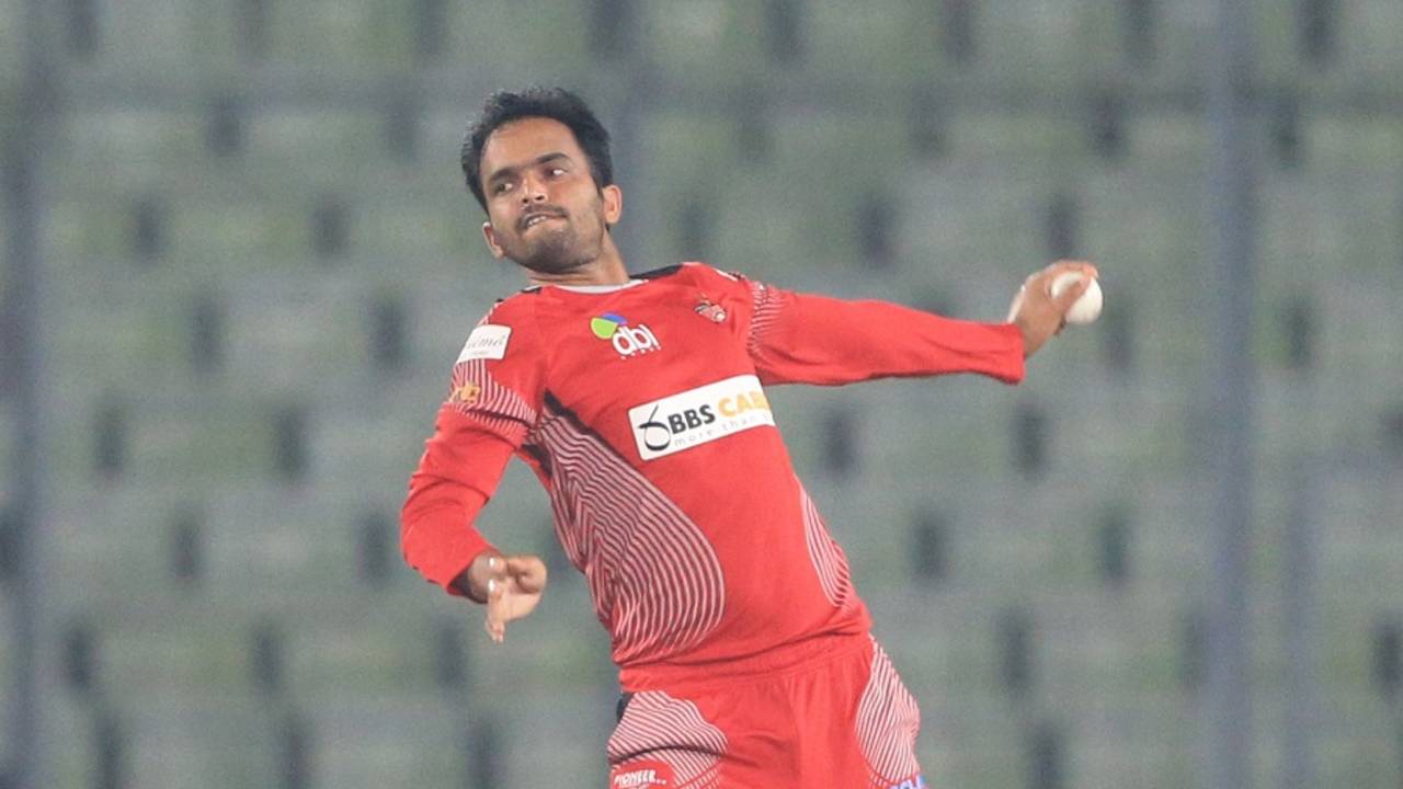 Saqlain Sajib returned figures of 1 for 23 in his four over spell, Chittagong Vikings v Khulna Titans, Bangladesh Premier League, Dhaka, November 29, 2016