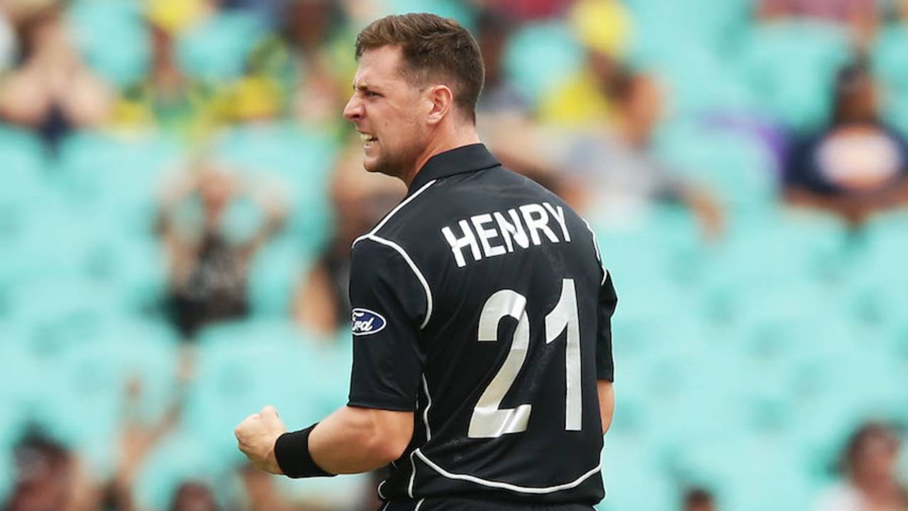 Matt Henry celebrates the first wicket, Australia v New Zealand, 1st ODI, Sydney, December 4, 2016