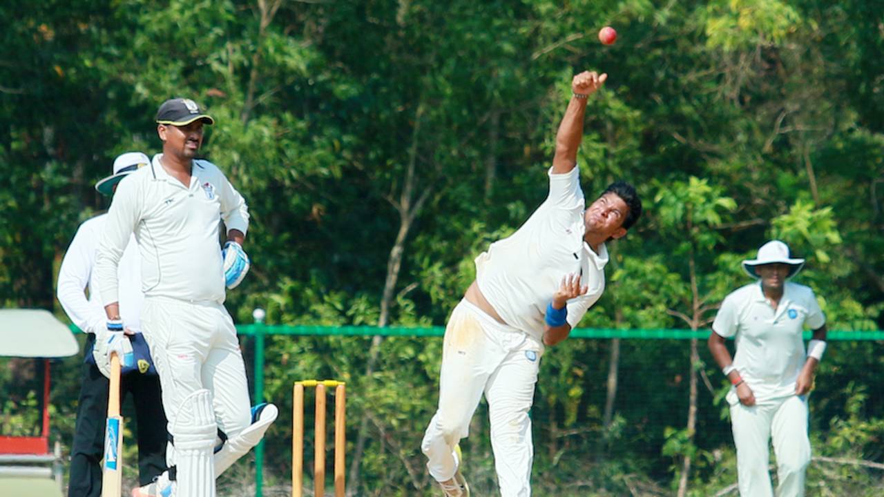 Sunny Gupta puts in some effort to bowl against Odisha