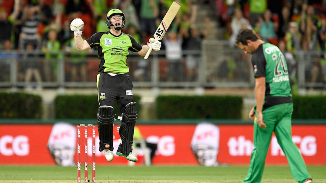 Eoin Morgan celebrates after hitting a last-ball six off Ben Hilfenhaus to win the game, Sydney Thunder v Melbourne Stars, BBL, Sydney Showground Stadium, January 4, 2016
