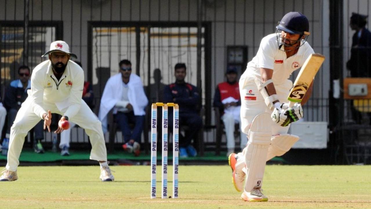 Parthiv Patel struck a counter-attacking 90, Gujarat v Mumbai, Ranji Trophy 2016-17, final, Indore, 2nd day, January 11, 2017