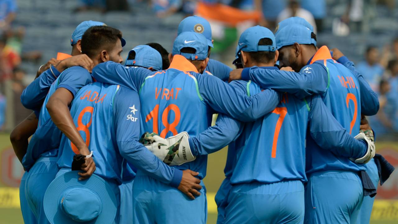 Newly-appointed captain Kohli addresses the huddle , India v England, 1st ODI, Pune, January 15, 2017