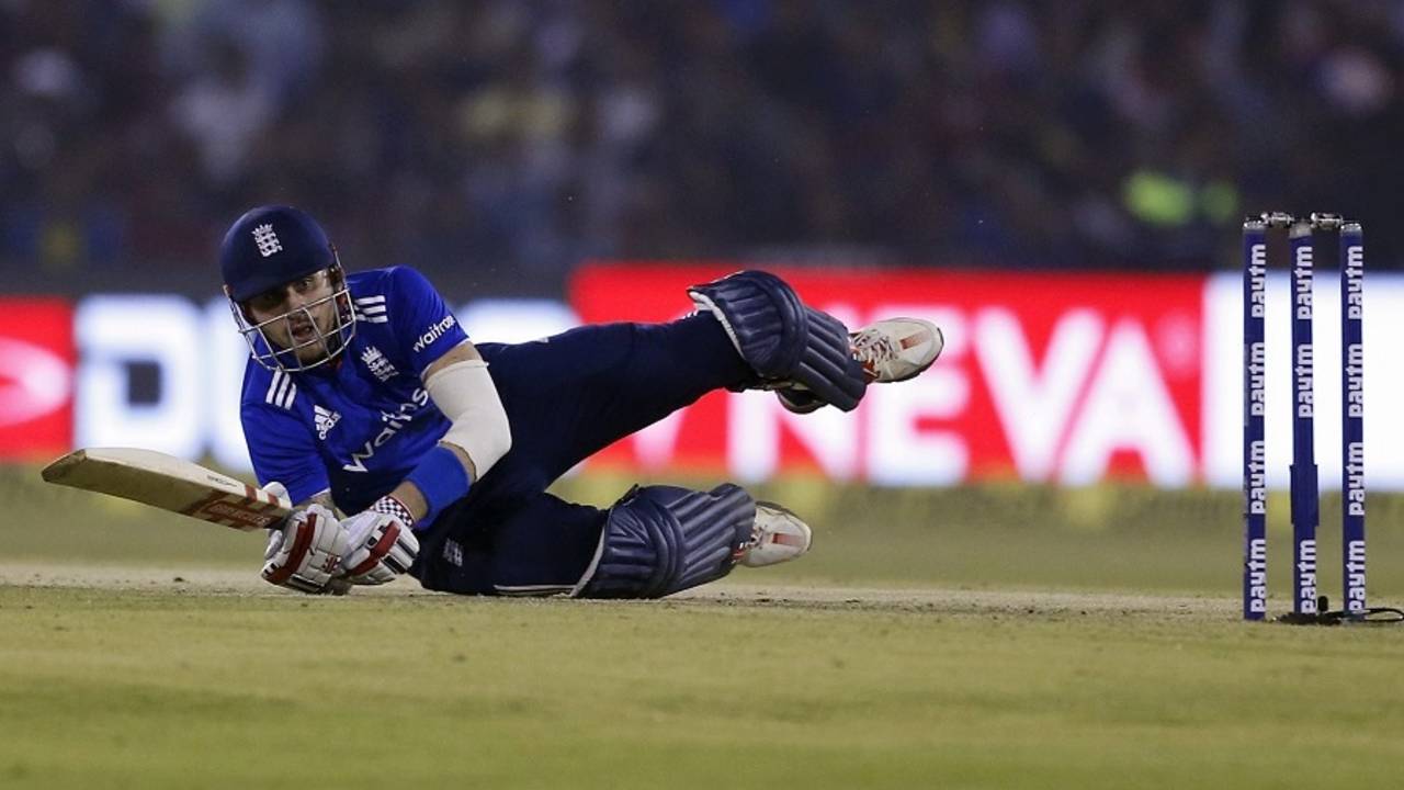 Alex Hales was on all fours after attempting a shot, India v England, 2nd ODI, Cuttack, January 19, 2017