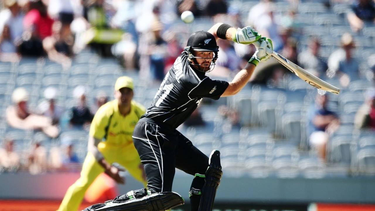 Martin Guptill steers the ball behind point, New Zealand v Australia, 1st ODI, Auckland, January 30, 2017