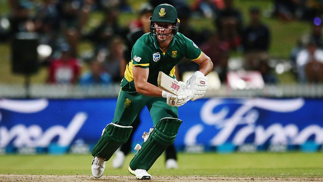 AB de Villiers looks to set off for a run, New Zealand v South Africa, 1st ODI, Hamilton, February 19, 2017