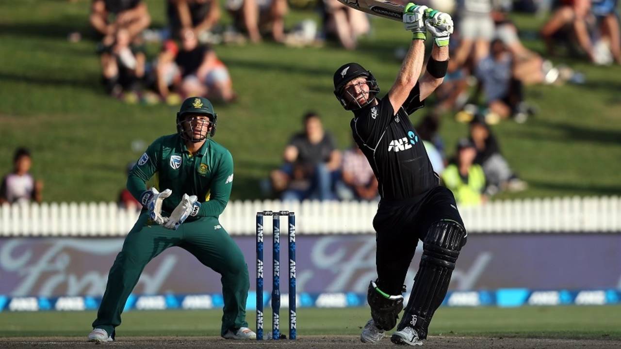 Martin Guptill launches one into the sky, New Zealand v South Africa, 4th ODI, Hamilton, March 1, 2017