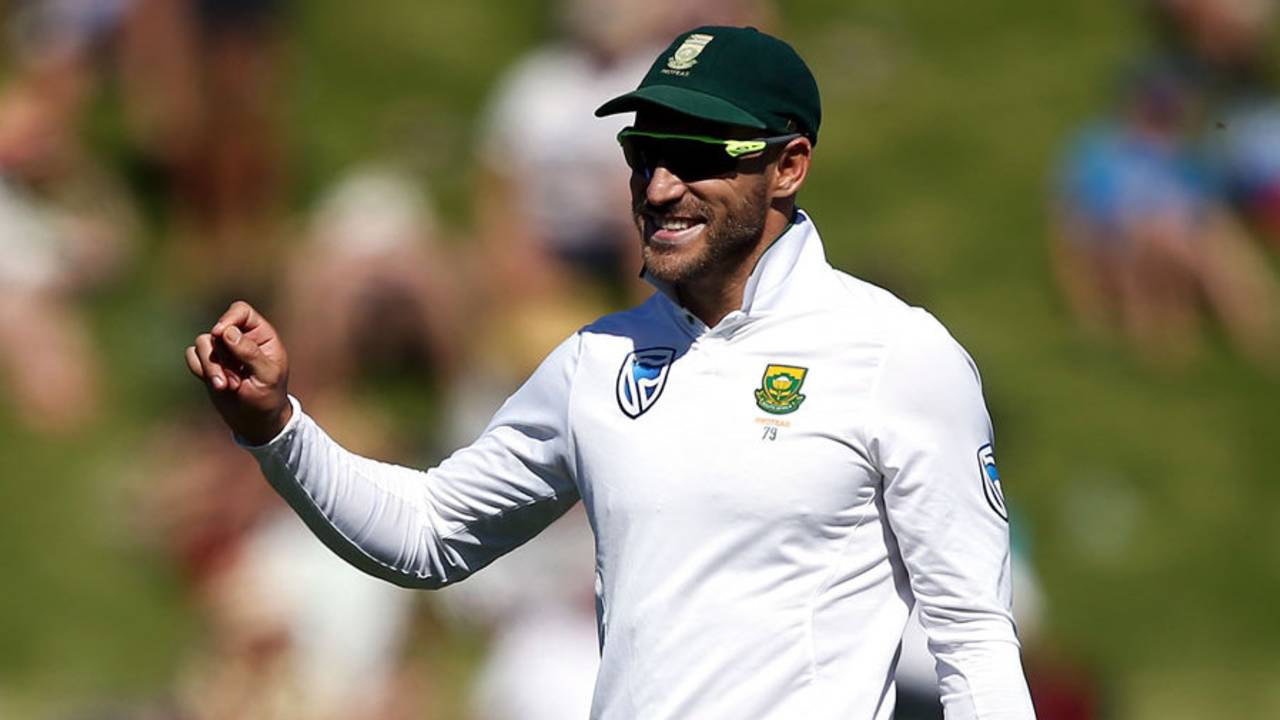 Faf du Plessis has a laugh, New Zealand v South Africa, 2nd Test, Wellington, 1st day, March 16, 2017