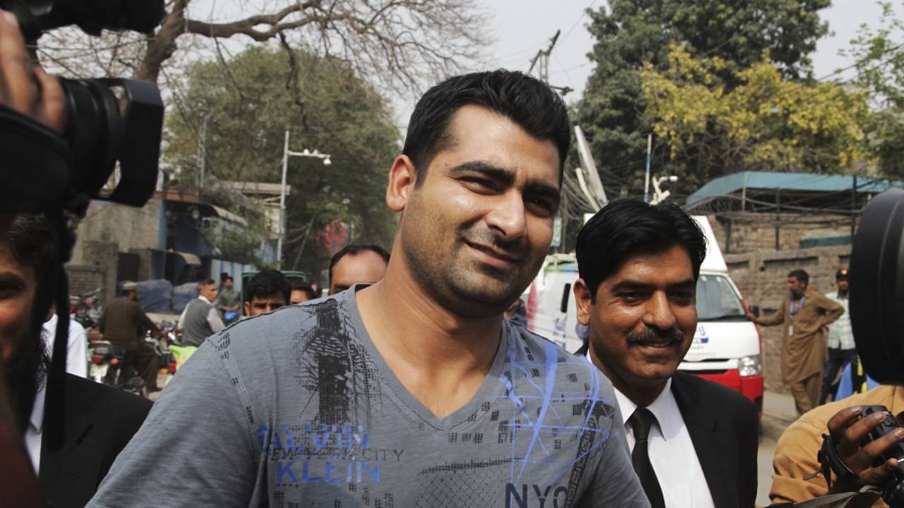 Shahzaib Hasan appears at the Federal Investigation Authority, Lahore, March 21, 2017