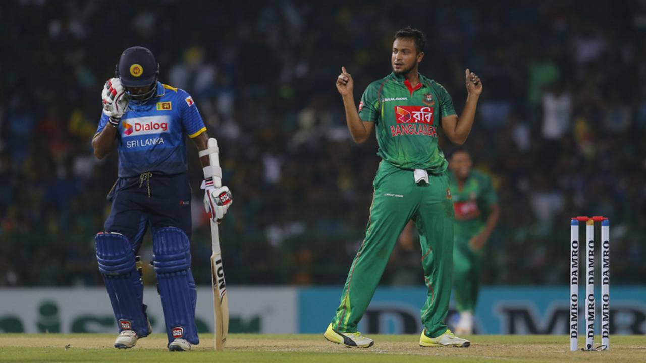 Shakib Al Hasan celebrates after picking up a wicket, Sri Lanka v Bangladesh, 2nd T20I, Colombo, April 6, 2017