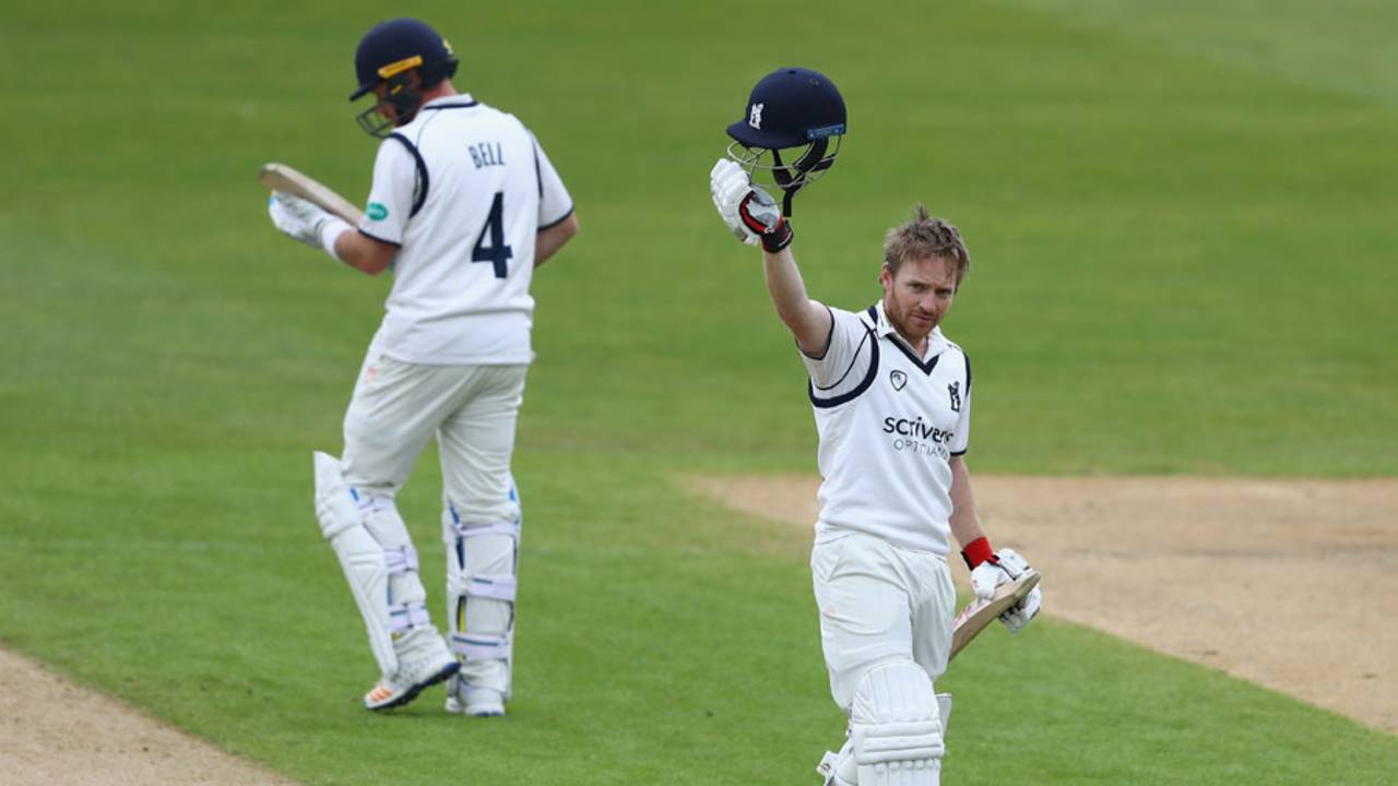 Ian Westwood acknowledges his hundred, Warwickshire v Surrey, County Championship, Division One, Edgbaston, 1st day, April 21, 2017