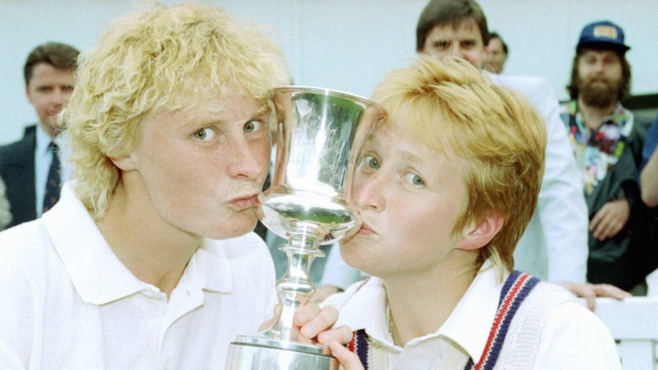 Jo Chamberlain and Karen Smithies show the trophy some love, England v New Zealand, Women's World Cup final, Lord's, August 1, 1993