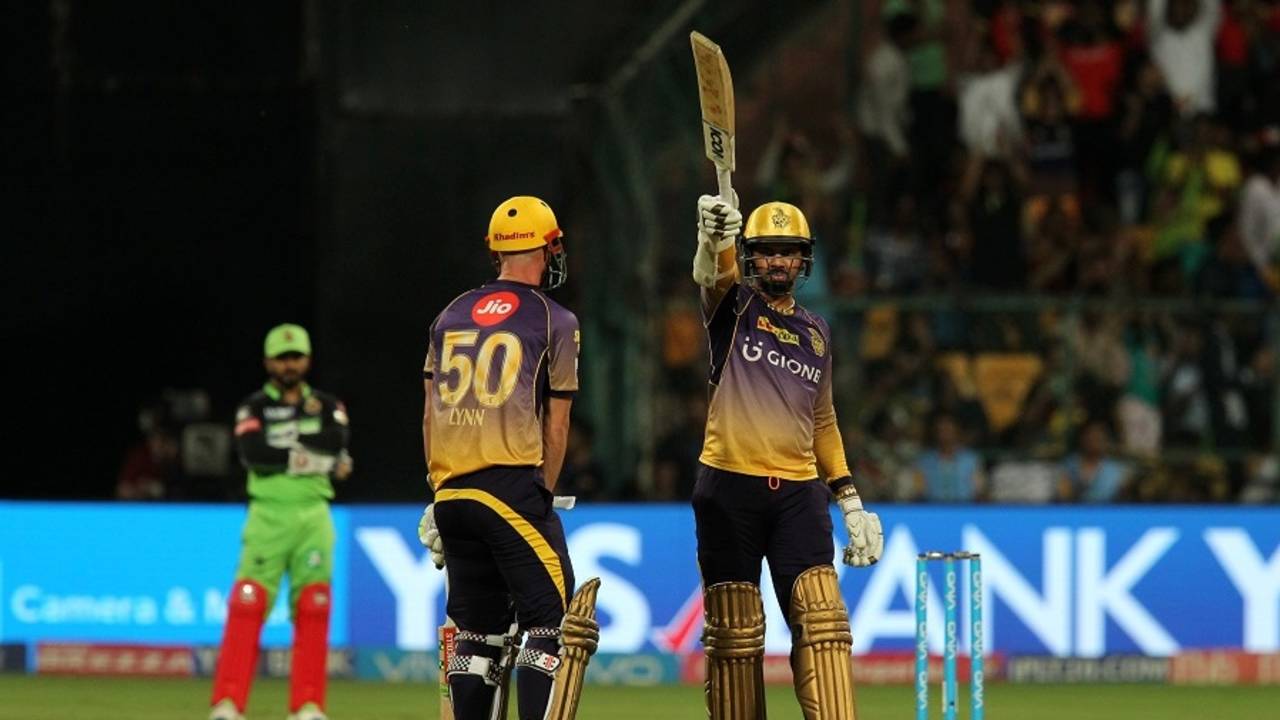 Sunil Narine raises his bat after smashing the joint-fastest fifty in IPL history, Royal Challengers Bangalore v Kolkata Knight Riders, IPL 2017, Bengaluru, May 7, 2017