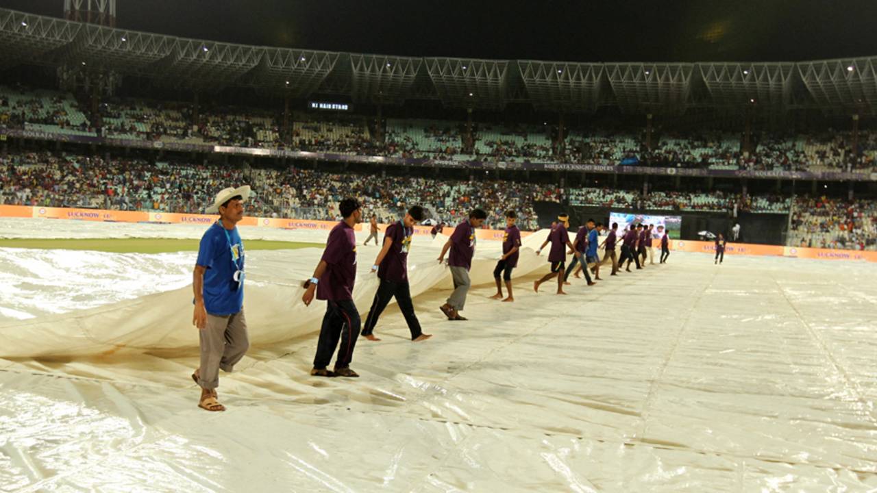 Seasonal showers effected a 30-minute delay in start of play, Kolkata Knight Riders v Mumbai Indians, IPL 2017, Kolkata, May 13, 2017