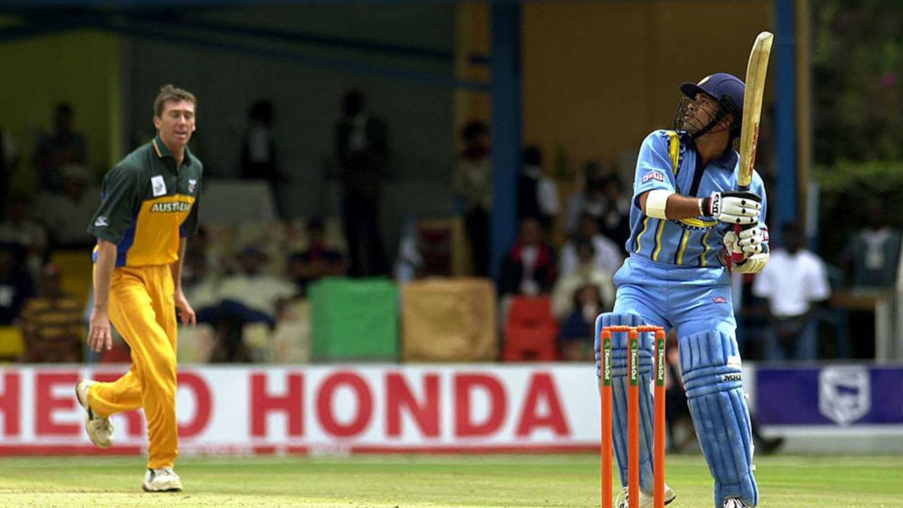 Sachin Tendulkar takes on Glenn McGrath, India v Australia, ICC Knockout, Nairobi, October 7, 2000