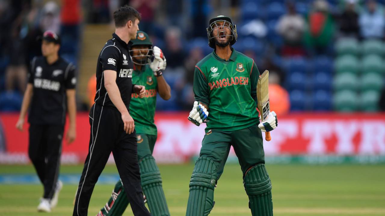 Mahmudullah celebrates a famous victory, New Zealand v Bangladesh, Group A, Champions Trophy 2017, Cardiff, June 9, 2017