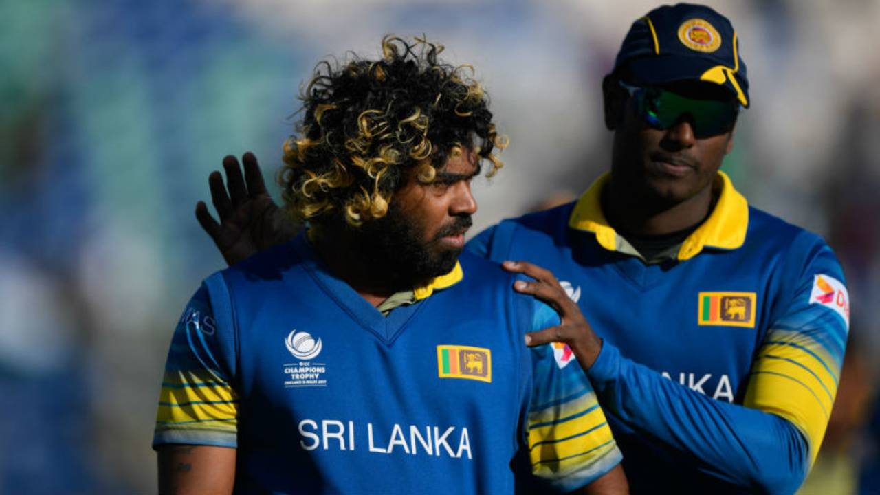 "After scoring 300, how many times can you lose a game?" Angelo Mathews said of his bowlers&nbsp;&nbsp;&bull;&nbsp;&nbsp;Getty Images