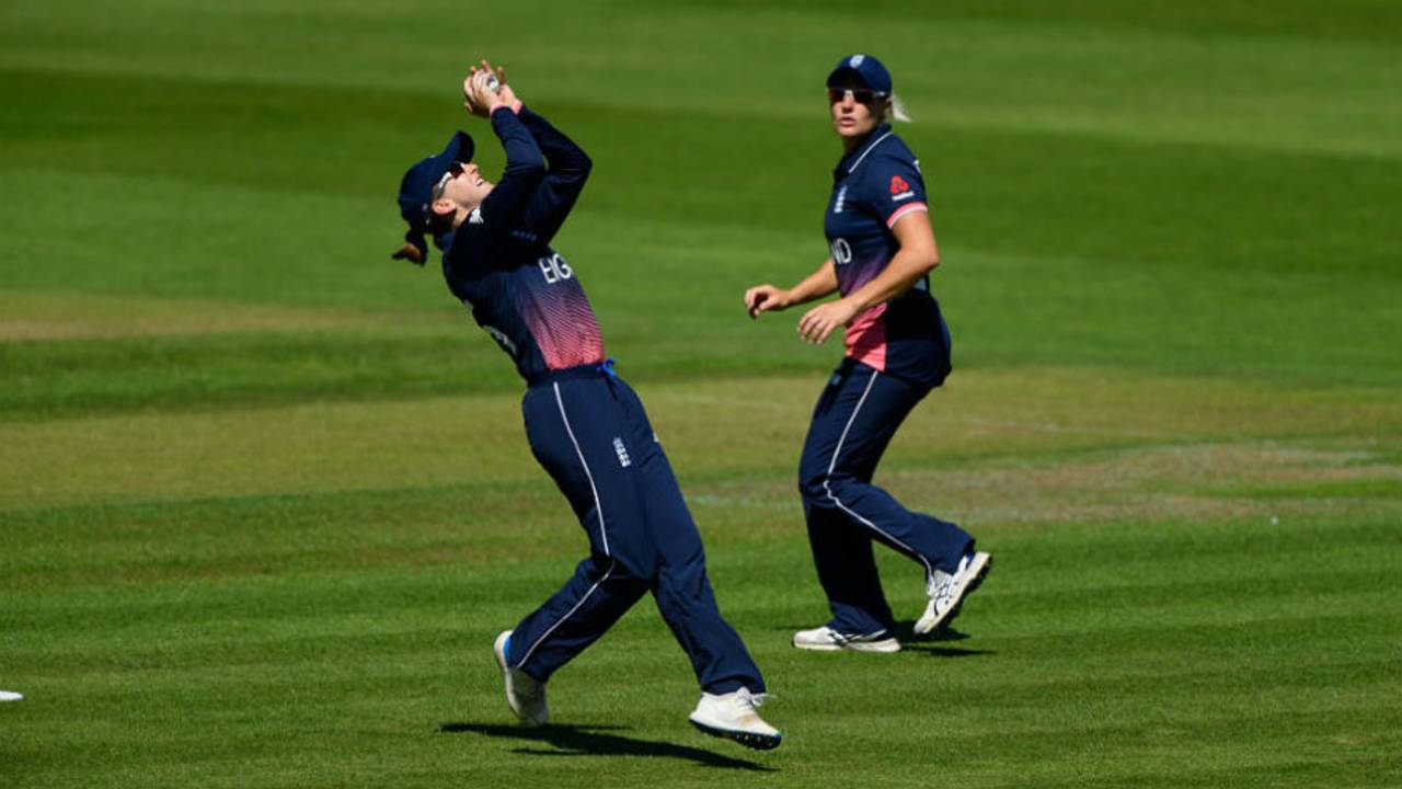 Fran Wilson back-pedals to take a catch as Katherine Brunt looks on, England v Sri Lanka, Women's World Cup, Taunton, July 2, 2017