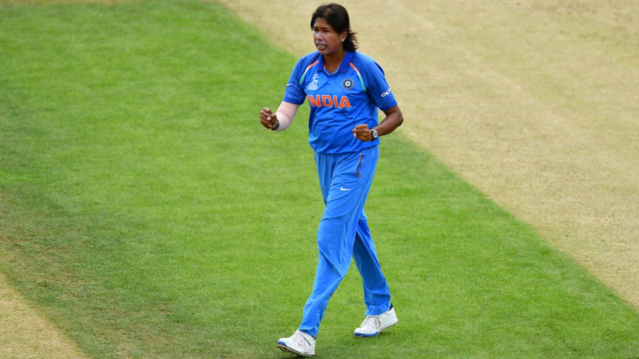 Jhulan Goswami bowled a stifling and accurate first spell, India v Sri Lanka, Women's World Cup 2017, Derby, July 5, 2017