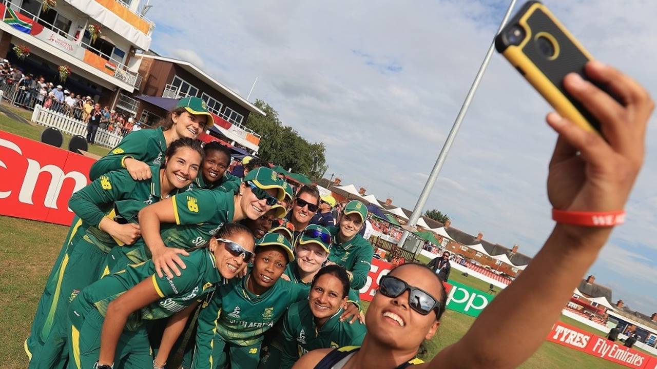 South Africa's players pose for  selfie, India v South Africa, Women's World Cup 2017, Leicester, July 8, 2017