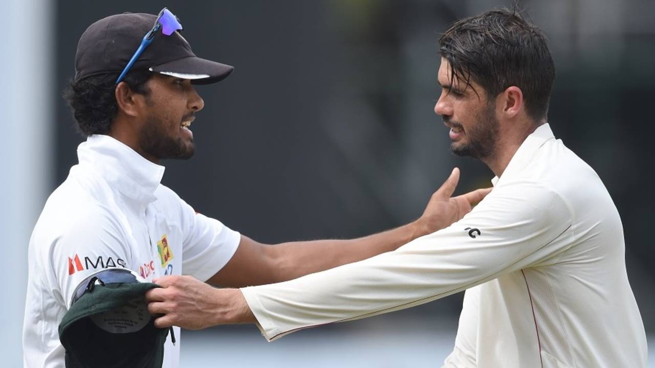 Dinesh Chandimal and Graeme Cremer shake hands after the match, Sri Lanka v Zimbabwe, only Test, 5th day, Colombo, July 18, 2017