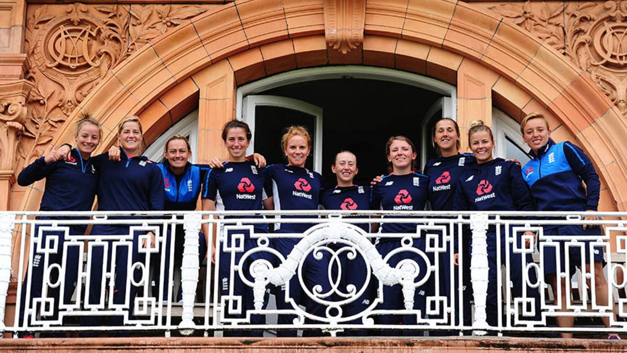 Members of the England team gather on the Lord's balcony, England v India, Women's World Cup, Final, London, July 23, 2017