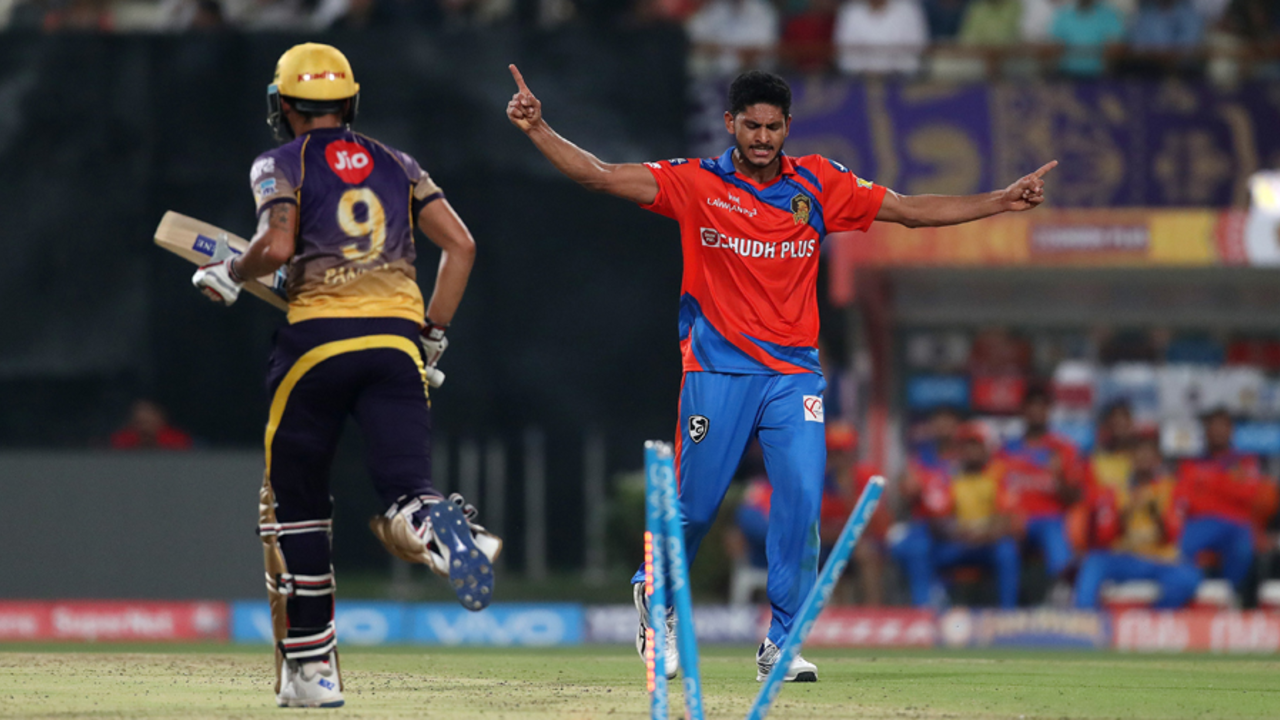 Too hot to handle: Thampi gets one of his 11 wickets in IPL 2017