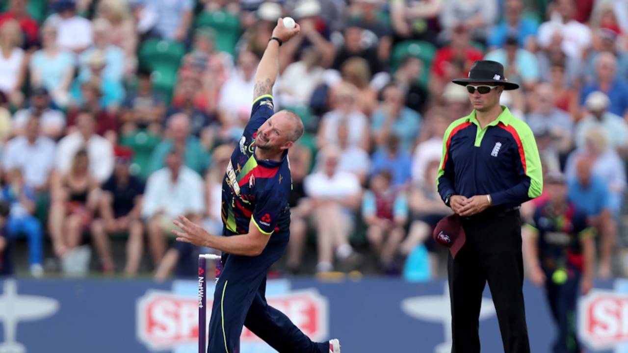 Darren Stevens bowls against Essex, Kent v essex, NatWest Blast, South Group, Beckenham, July 9, 2017